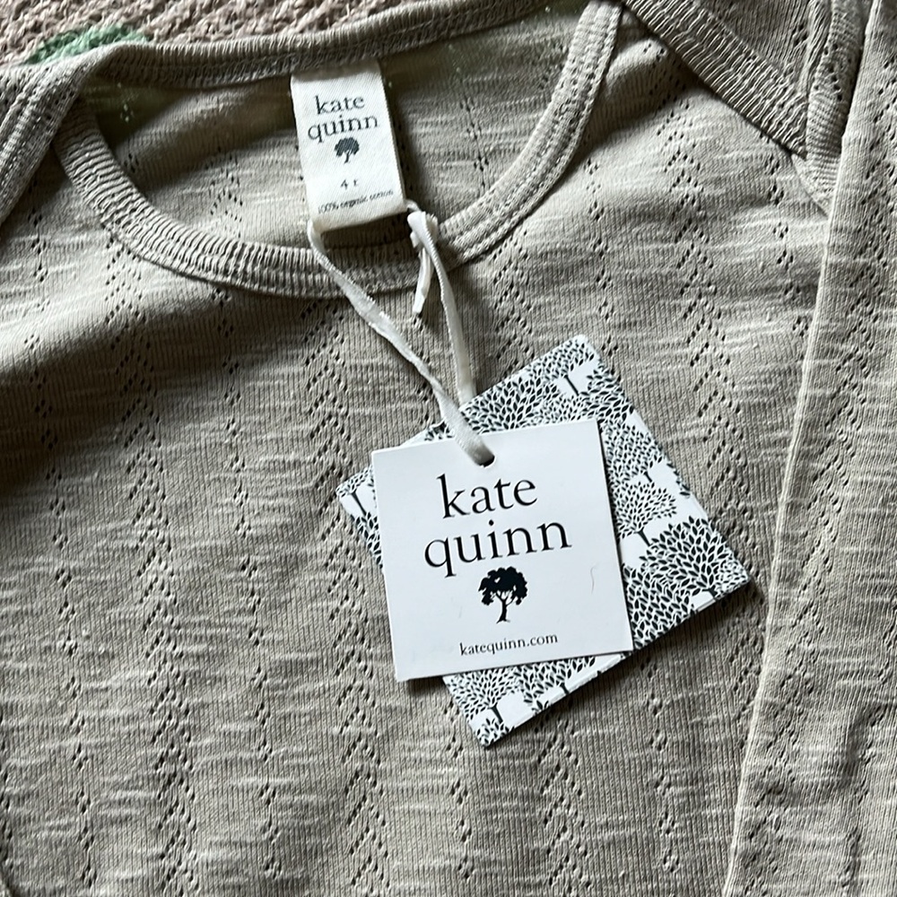 new! KATE Quinn set. - Picture 2 of 3